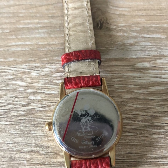 disney store 101 Dalmatian watch - Picture 4 of 10